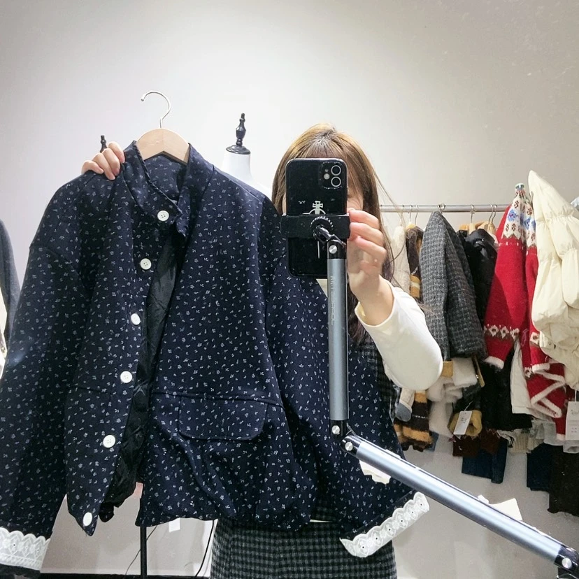 【闪购商品】蓝色碎花