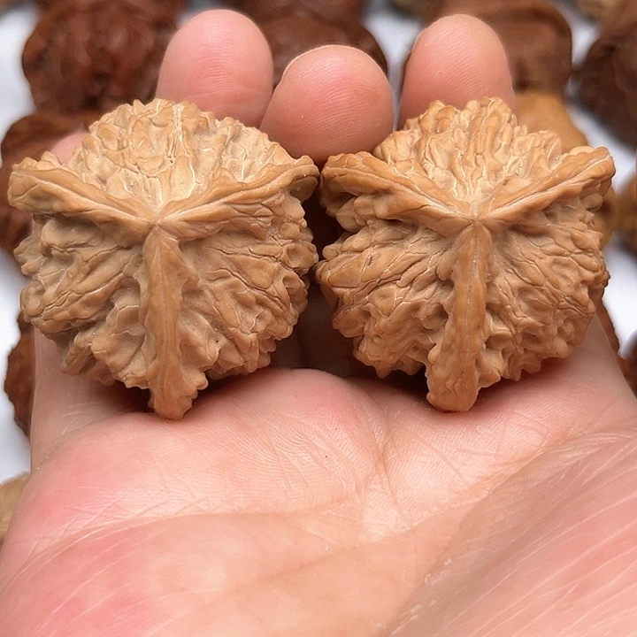 文玩核桃吊坠我想要