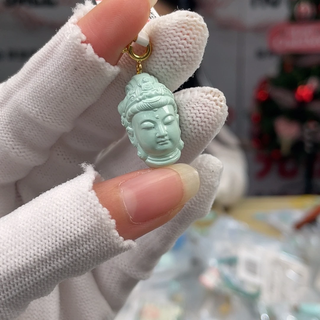 绿松石未镶嵌挂件