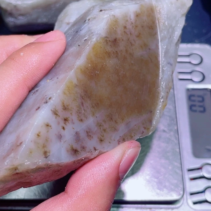 和田玉（糖玉）未镶嵌珠宝半成品