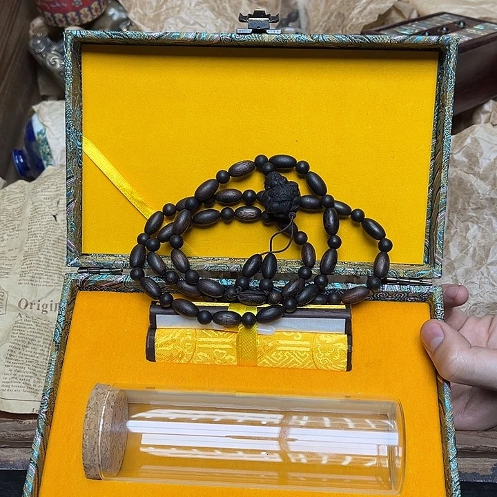 大叶紫檀（黑酸枝木类）