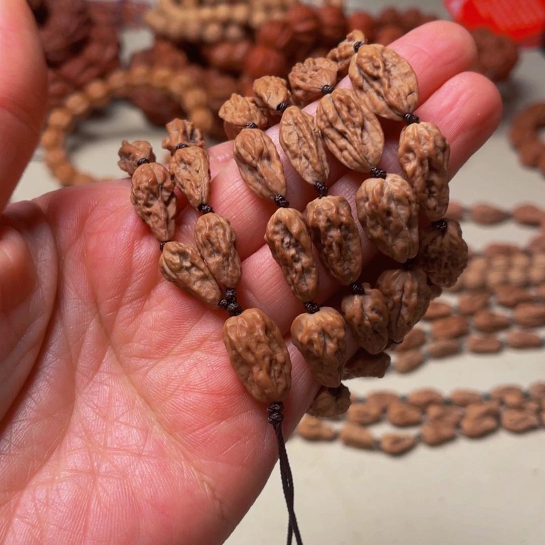 运***）吊坠文玩核桃异形