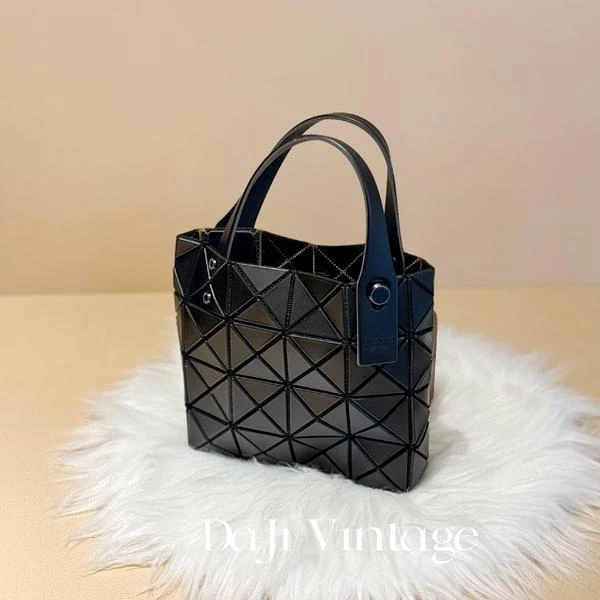 99新 Issey Miyake/三宅一生 大吉中古/三宅一生黑灰色哑光mini