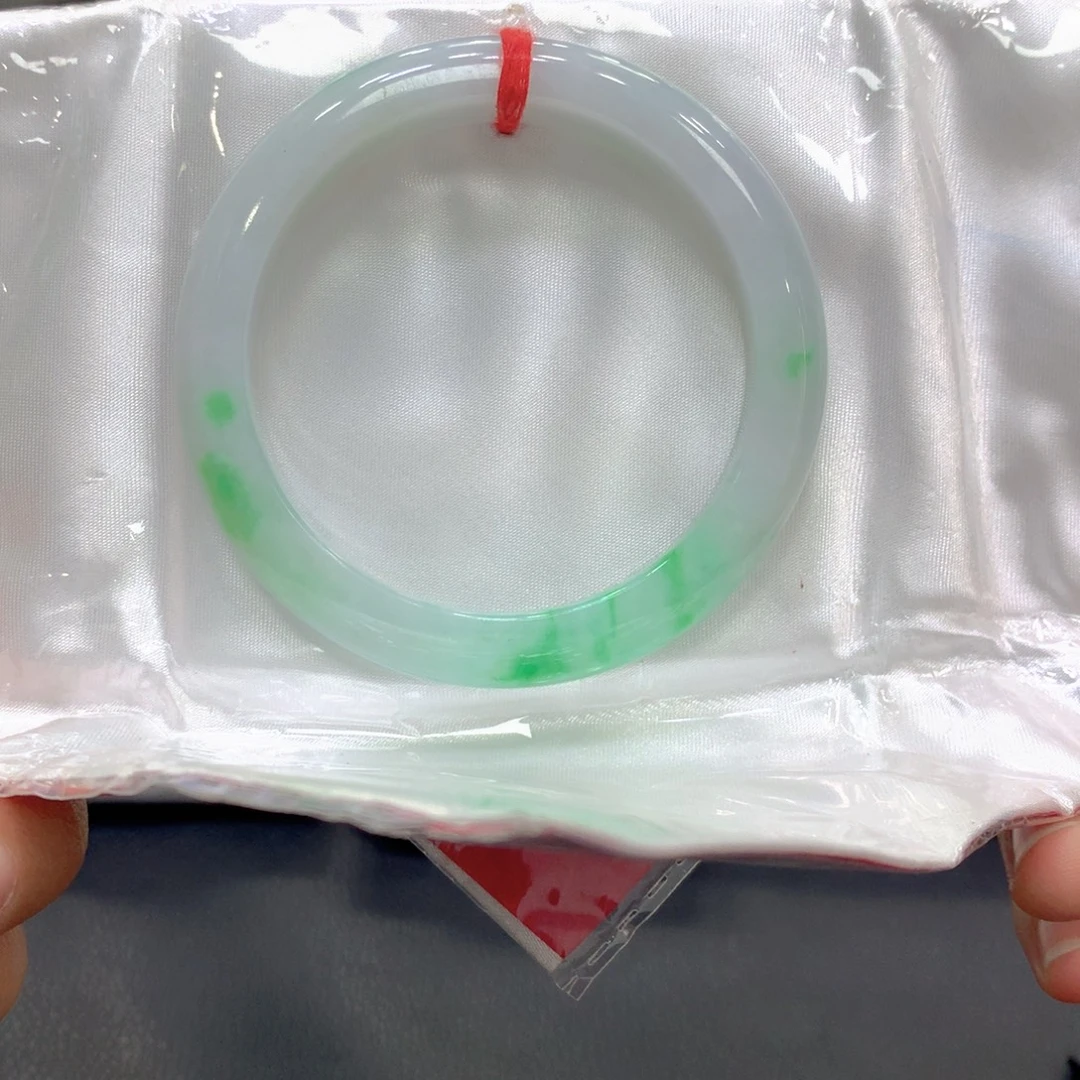 翡翠未镶嵌手镯翡翠11