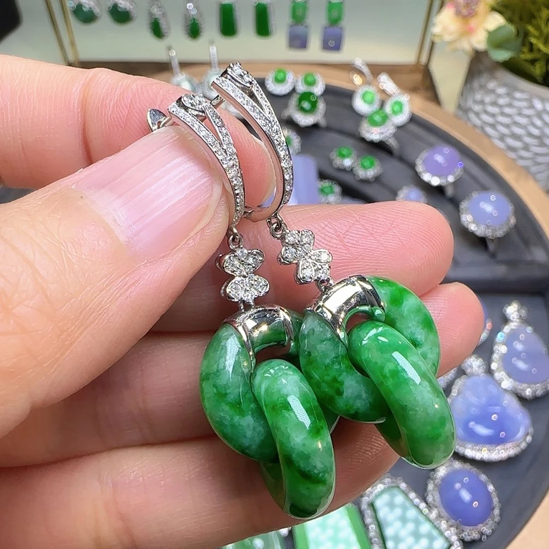 翡翠耳饰18K金镶嵌翡翠耳饰18K金镶嵌