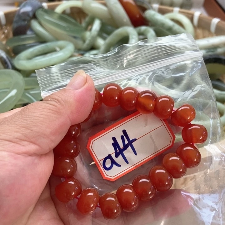 未镶嵌蛇纹石玉手镯翠*