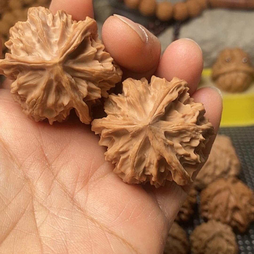 【闪购商品】把件文玩核桃弗**给三棱40