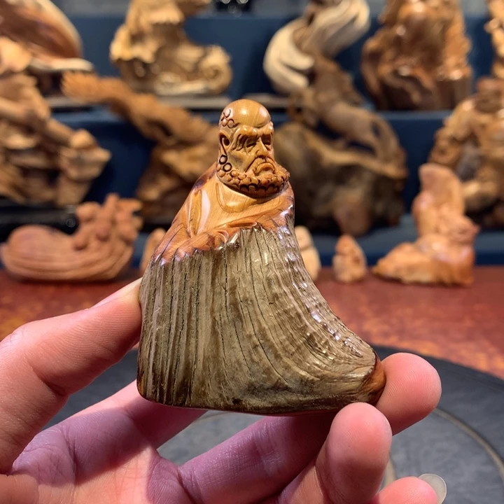 柏木（崖柏）根雕摆件