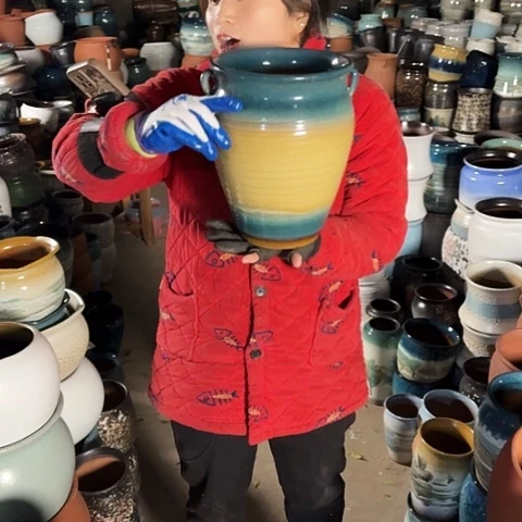 口20高27瑕疵一个盆子。