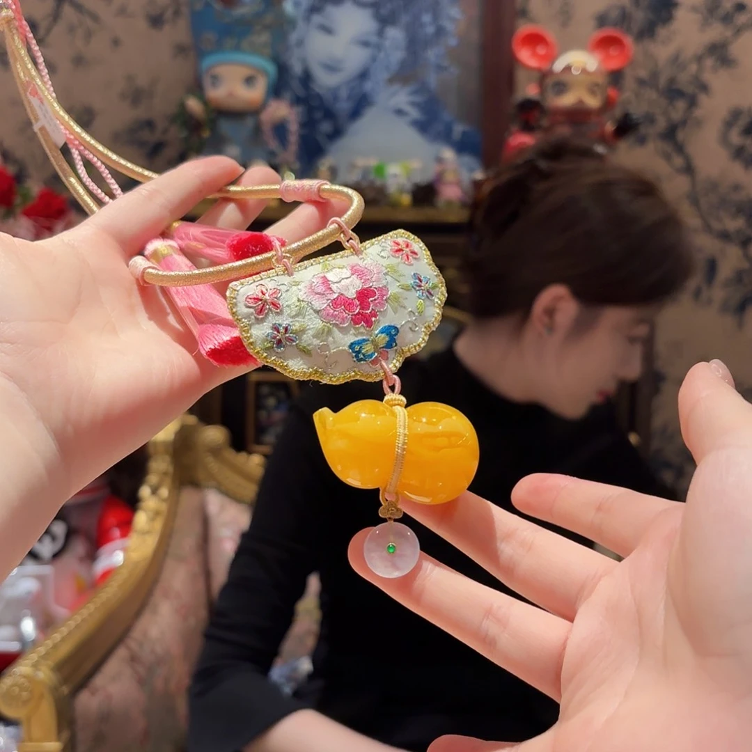 蜜蜡颈饰未镶嵌颈饰