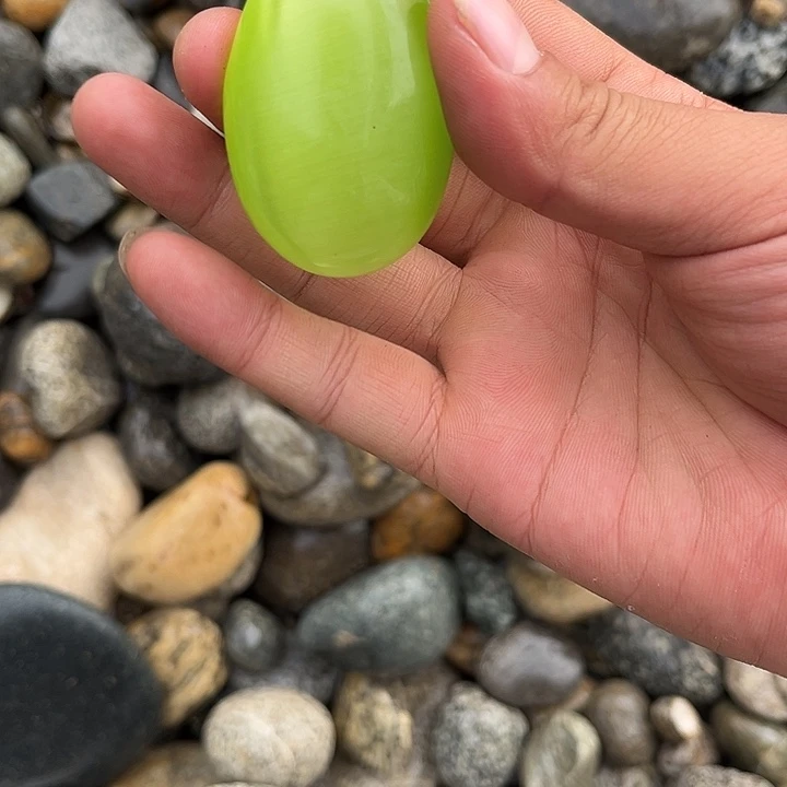 未镶嵌和田玉（糖玉）车挂