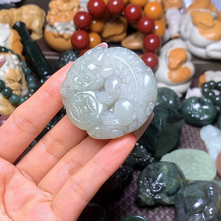 【闪购商品】和田玉未镶嵌颈饰亓****？