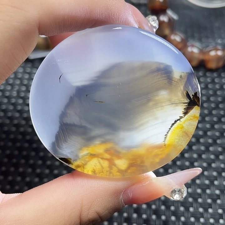 岁***好未镶嵌颈饰玛瑙/玉髓