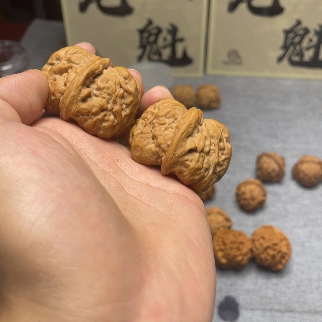 文玩核桃把件蛤蟆头 010