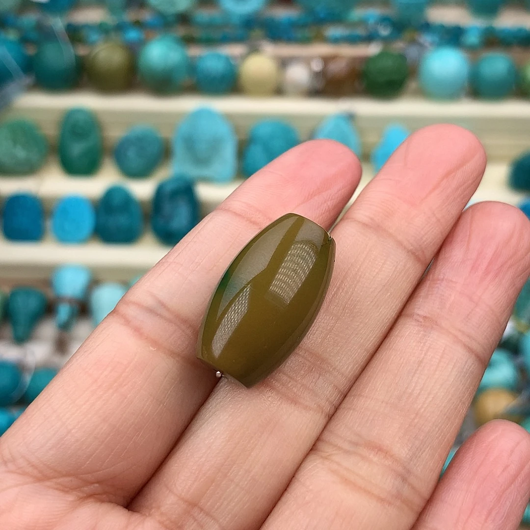 绿松石未镶嵌珠宝奇石13