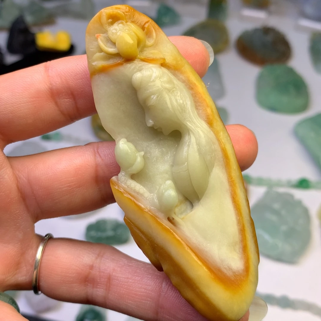 定制翡翠未镶嵌翡翠