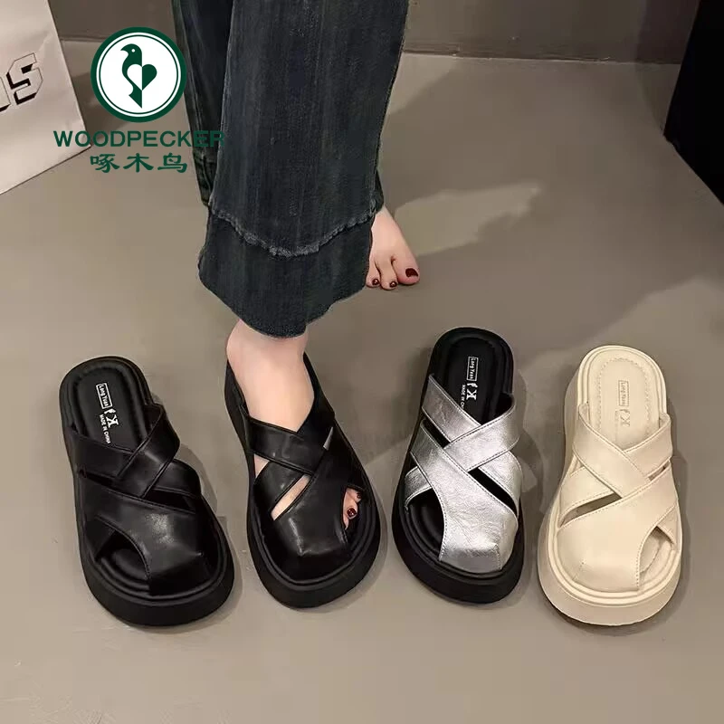 啄木鸟包头半拖鞋女外穿2025夏季新款时尚凉鞋百搭松糕厚底凉拖鞋