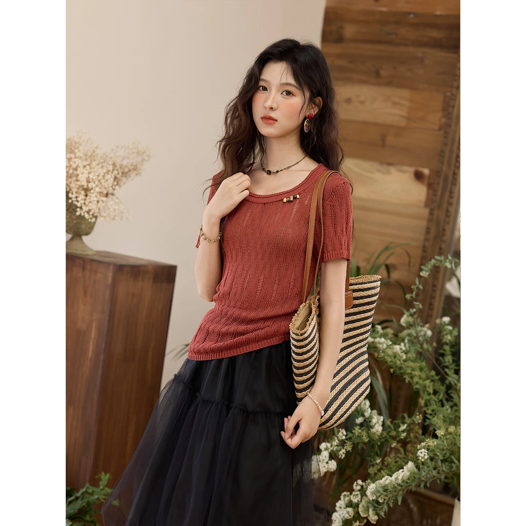 谜秀复古红镂空针织衫女2025夏季新款短袖显瘦仿麻毛织透气上衣女
