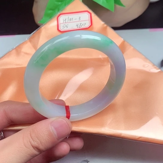 翡翠手镯未镶嵌正圈060