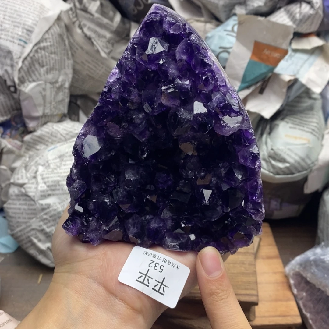 紫晶大型摆件（非配饰）未镶嵌