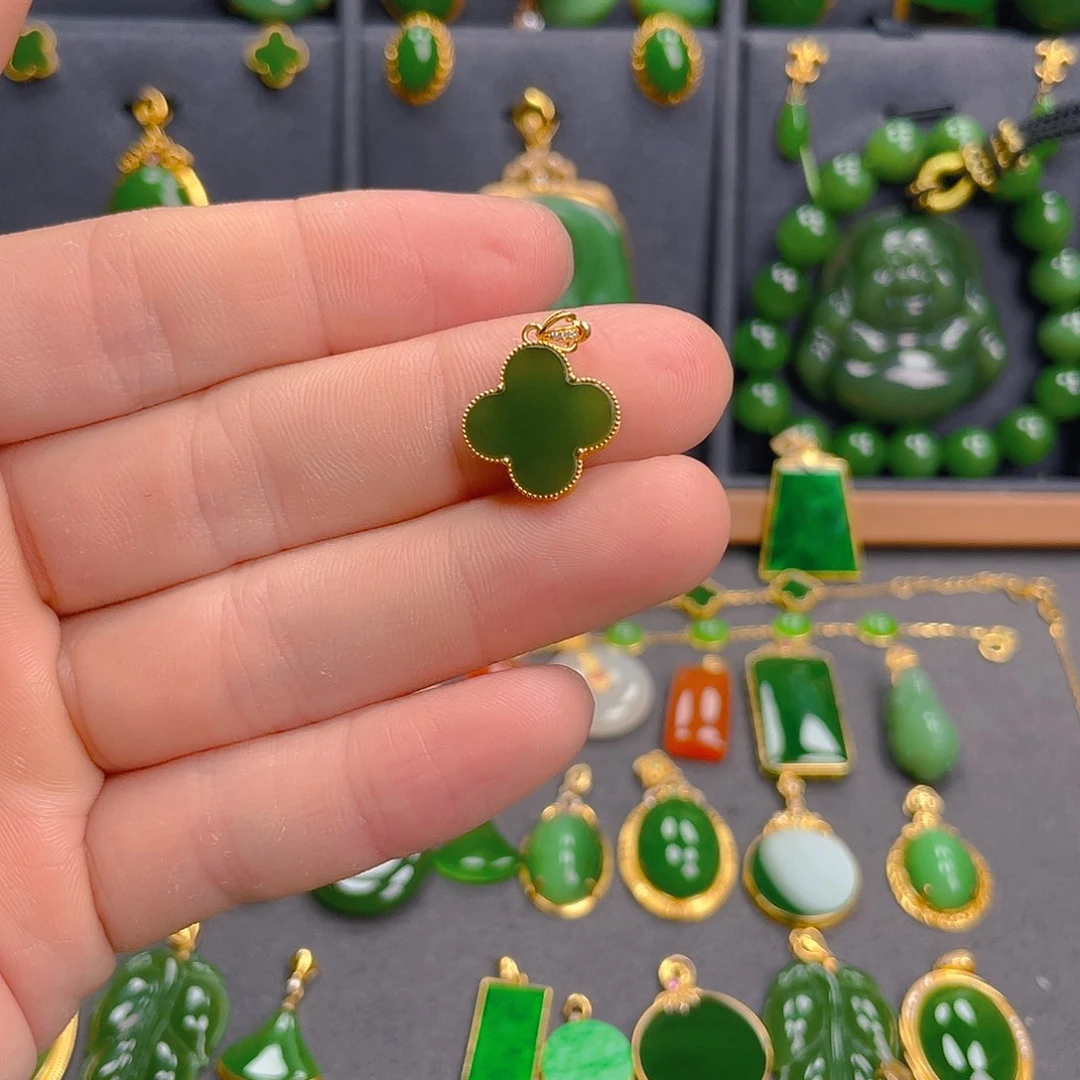 和田玉（碧玉）18K金镶嵌吊坠(不含链)