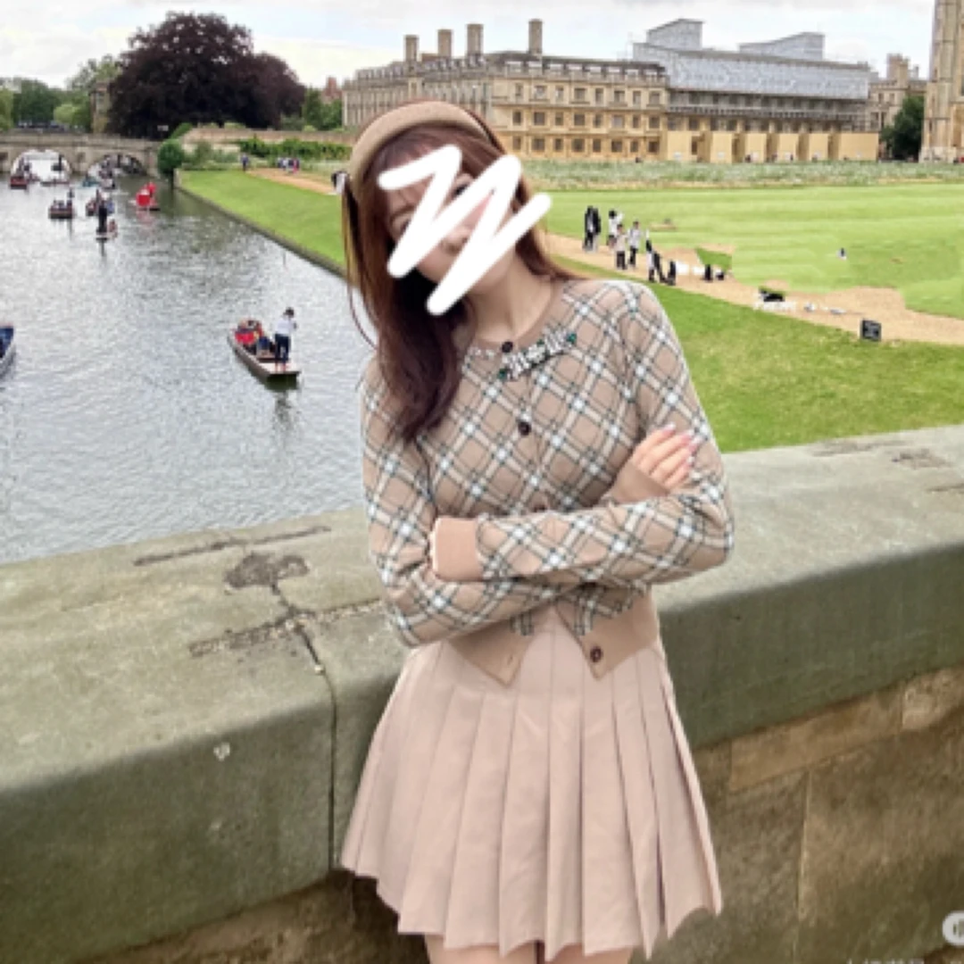 99新 MIU MIU/缪缪 002286 格子翻领针织衫 38码