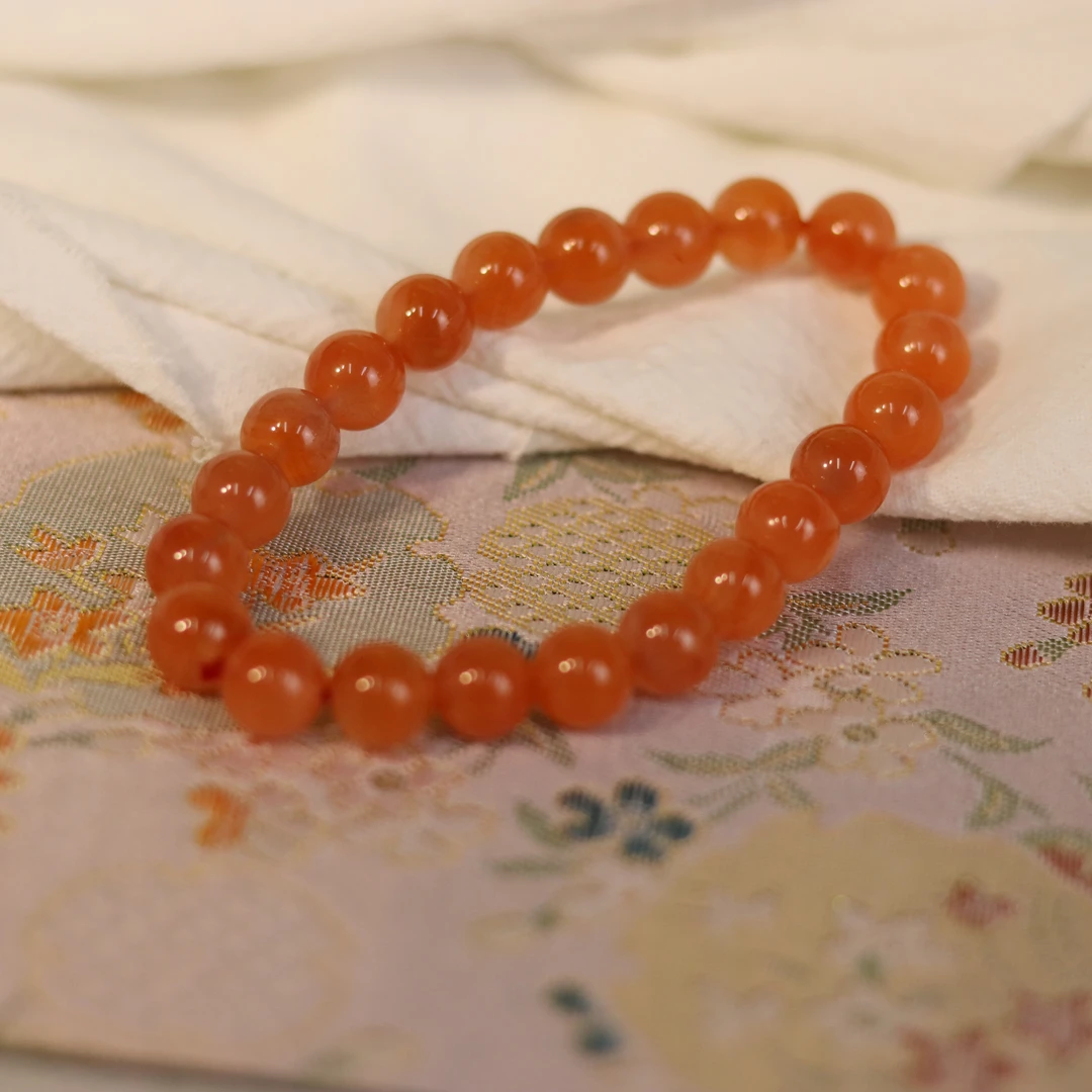 ZC10A18118[原创]冰飘南红单圈手串8.5m（多样性发货）