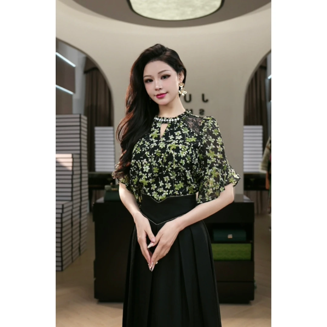 现货2025夏季新款【LT24-X345】法式绿色碎花轻薄拼接蕾丝上衣