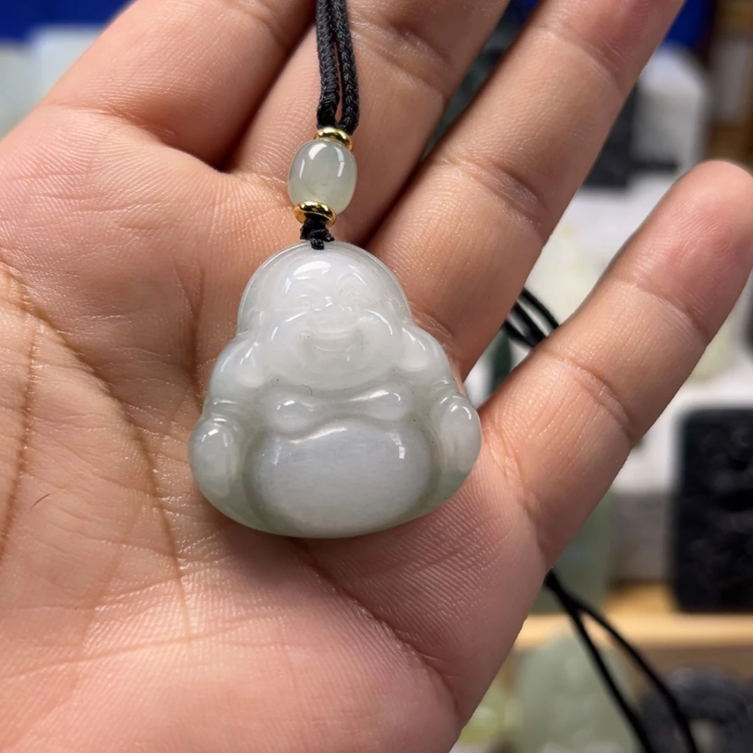 石英质玉（金丝玉）颈饰未镶嵌