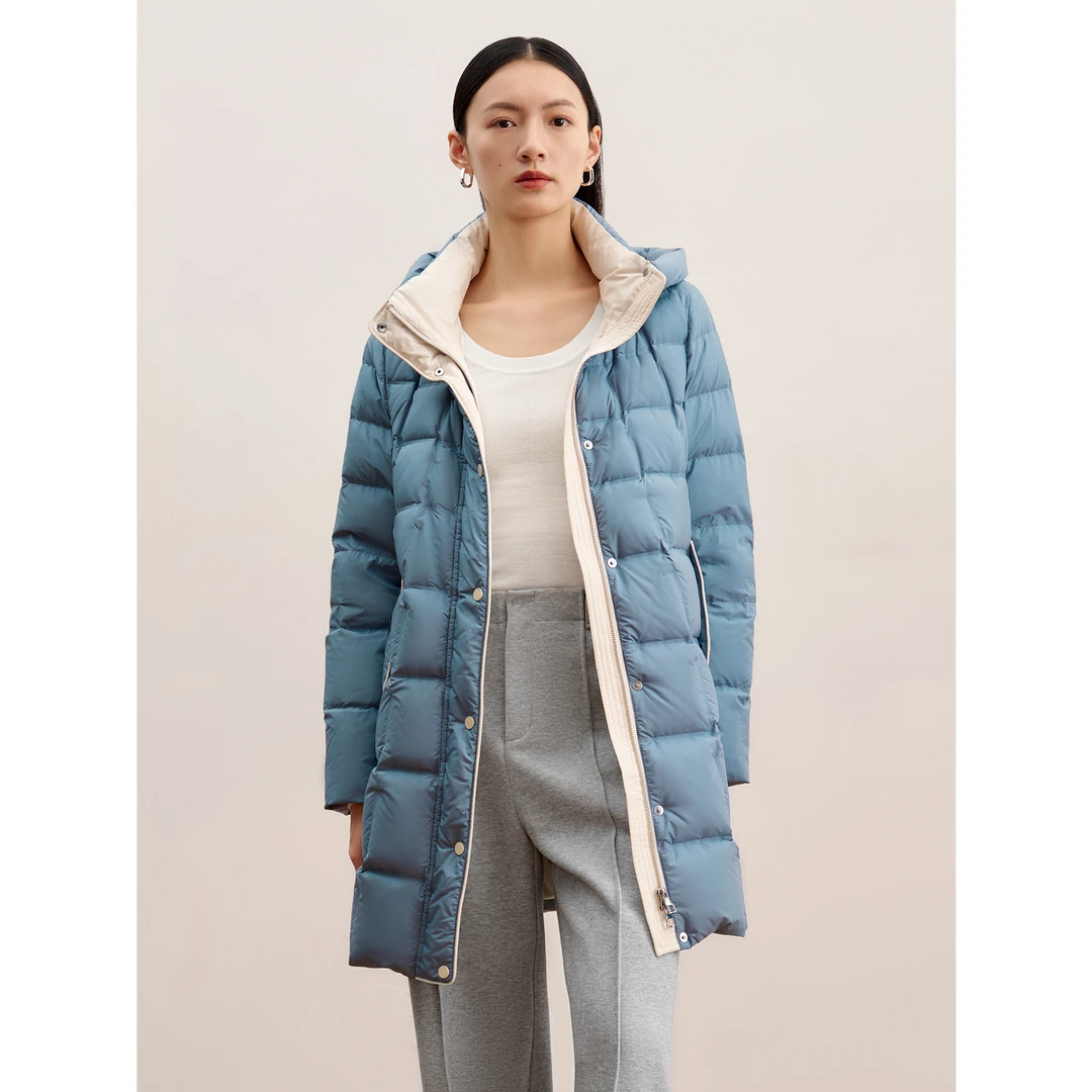【籽言专属】玖姿安娜蔻JTDD03239H型连帽撞色中长款鸭绒羽绒服女