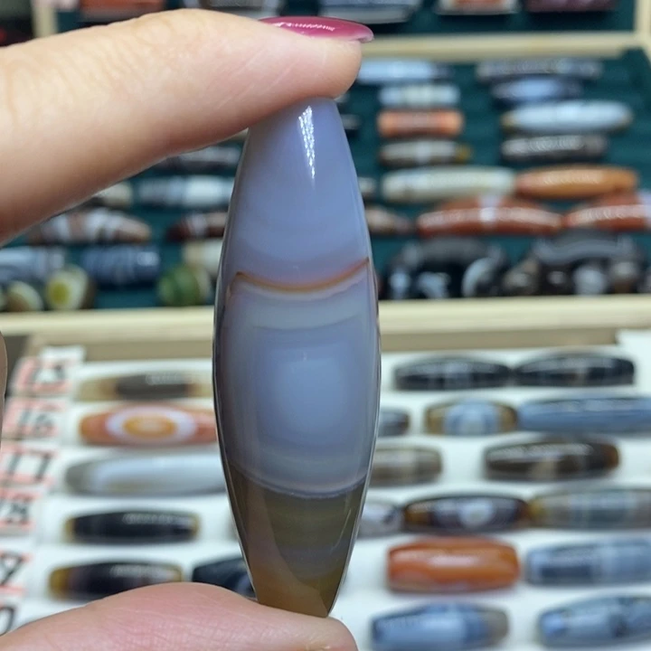 玛瑙/玉髓未镶嵌珠宝半成品