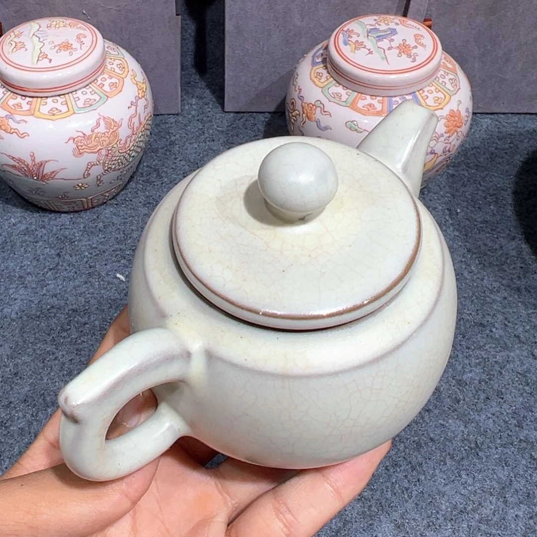 瓷片精美礼品赠送