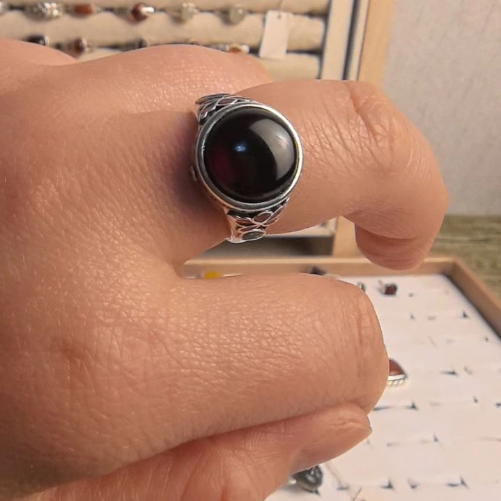 和田玉（糖玉）足银镶嵌戒指