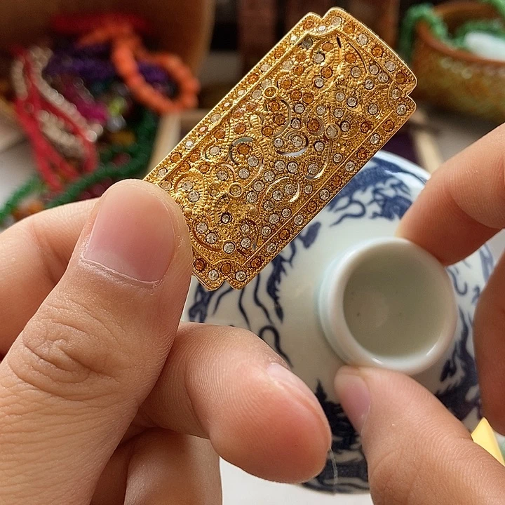 瓷片不哈哈哈哈哈哈哈哈哈哈哈哈