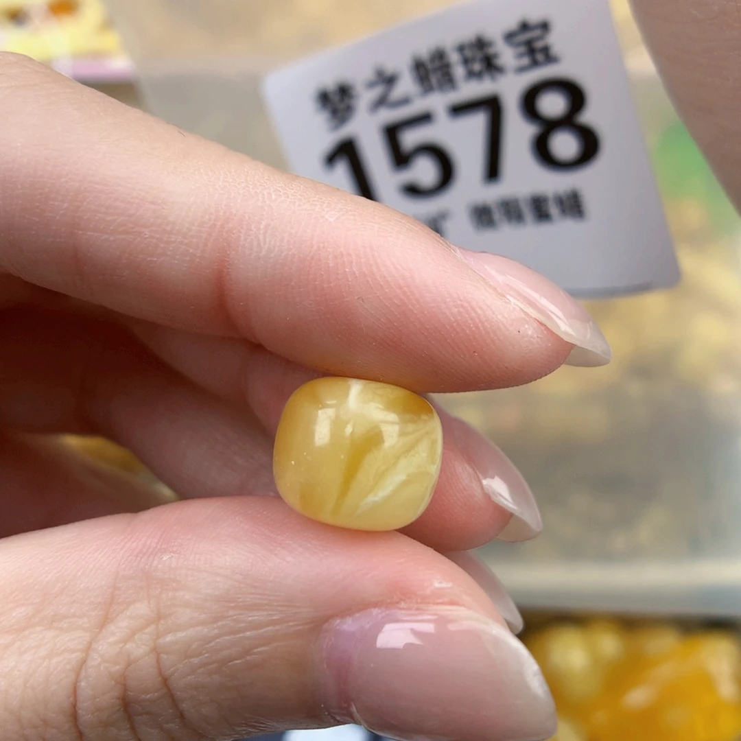 裸石琥珀未镶嵌11.4