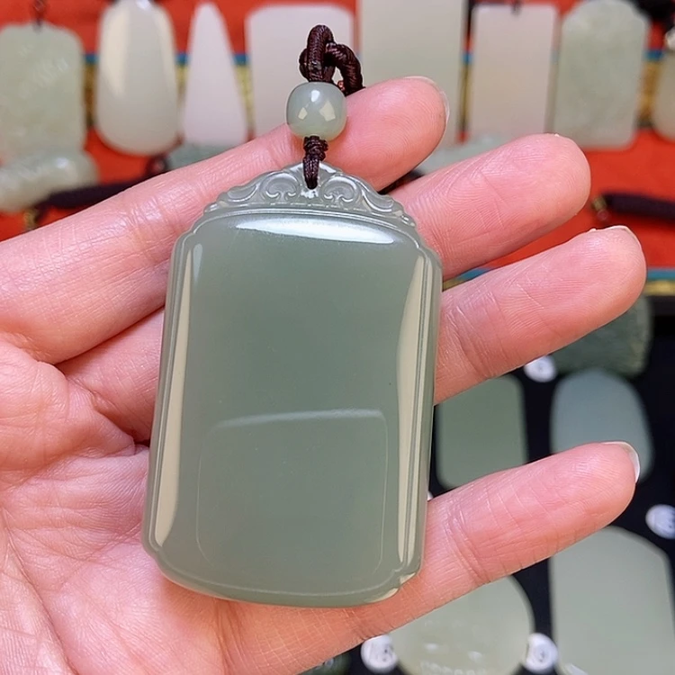 【闪购商品】颈饰未镶嵌和田玉