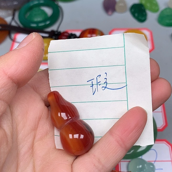 田***辣玛瑙/玉髓未镶嵌颈饰