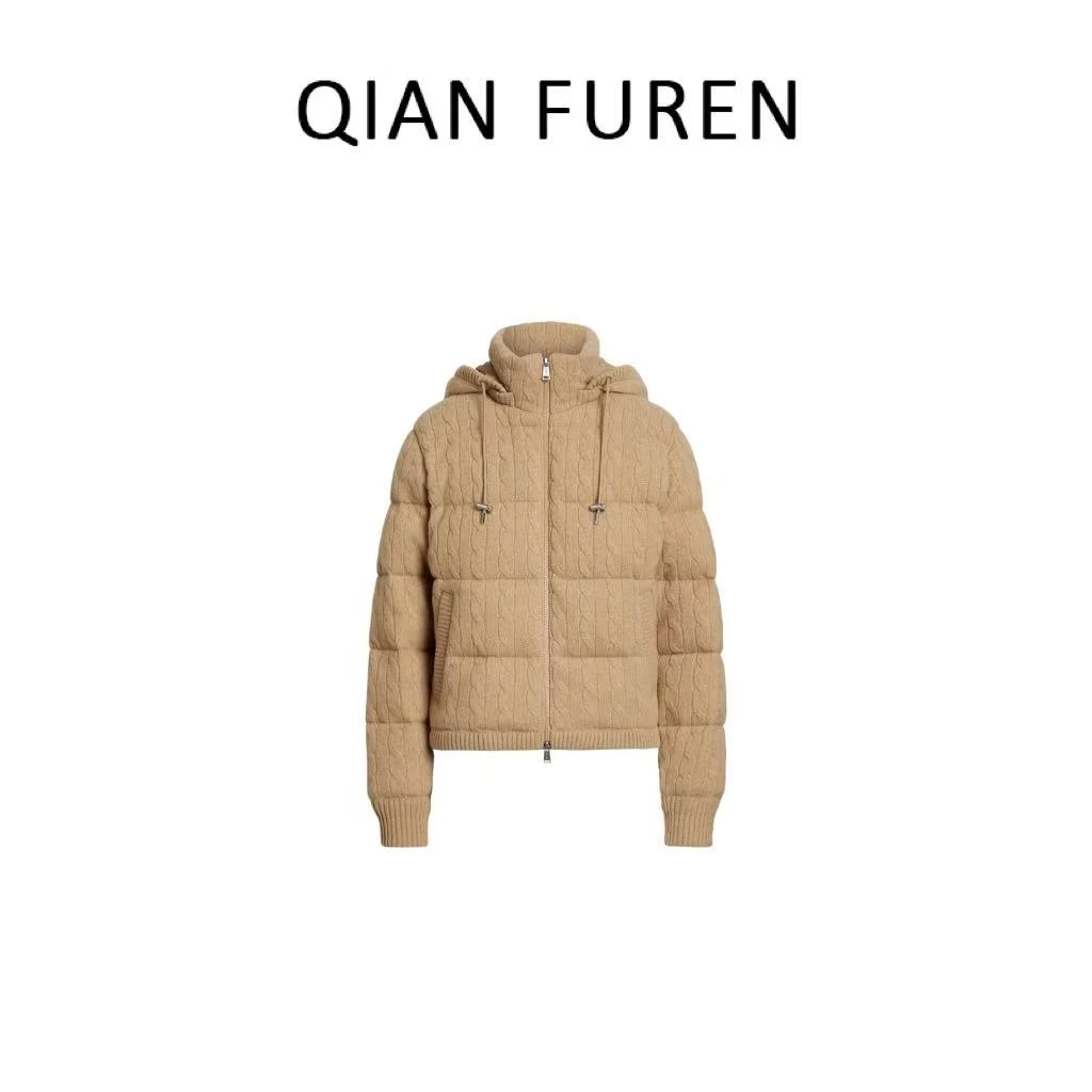 【太妃糖】秋冬新款麻花辫针织连帽上衣女短款宽松加厚面包服