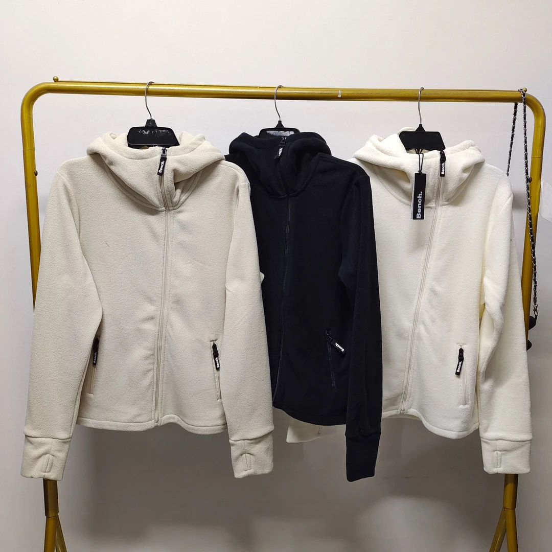 15-7摇粒绒加厚外套