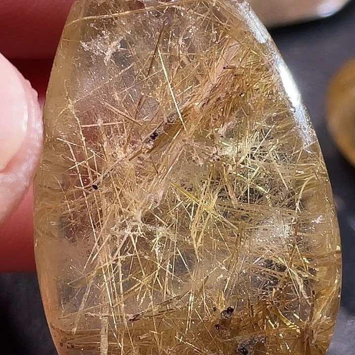 沙***叶颈饰发晶未镶嵌钛晶