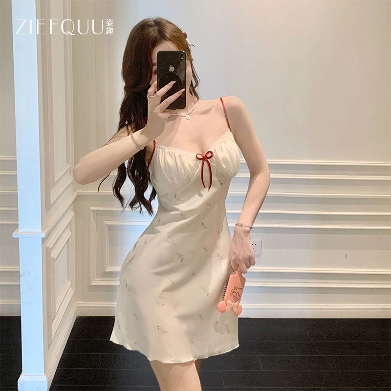 性感睡衣吊带背心女士打底衣蕾丝旗袍聚拢美背网红短款居家服套装
