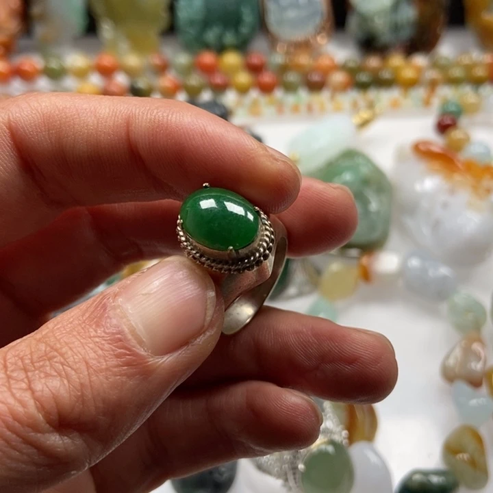 翡翠吊坠(不含链)未镶嵌?***中