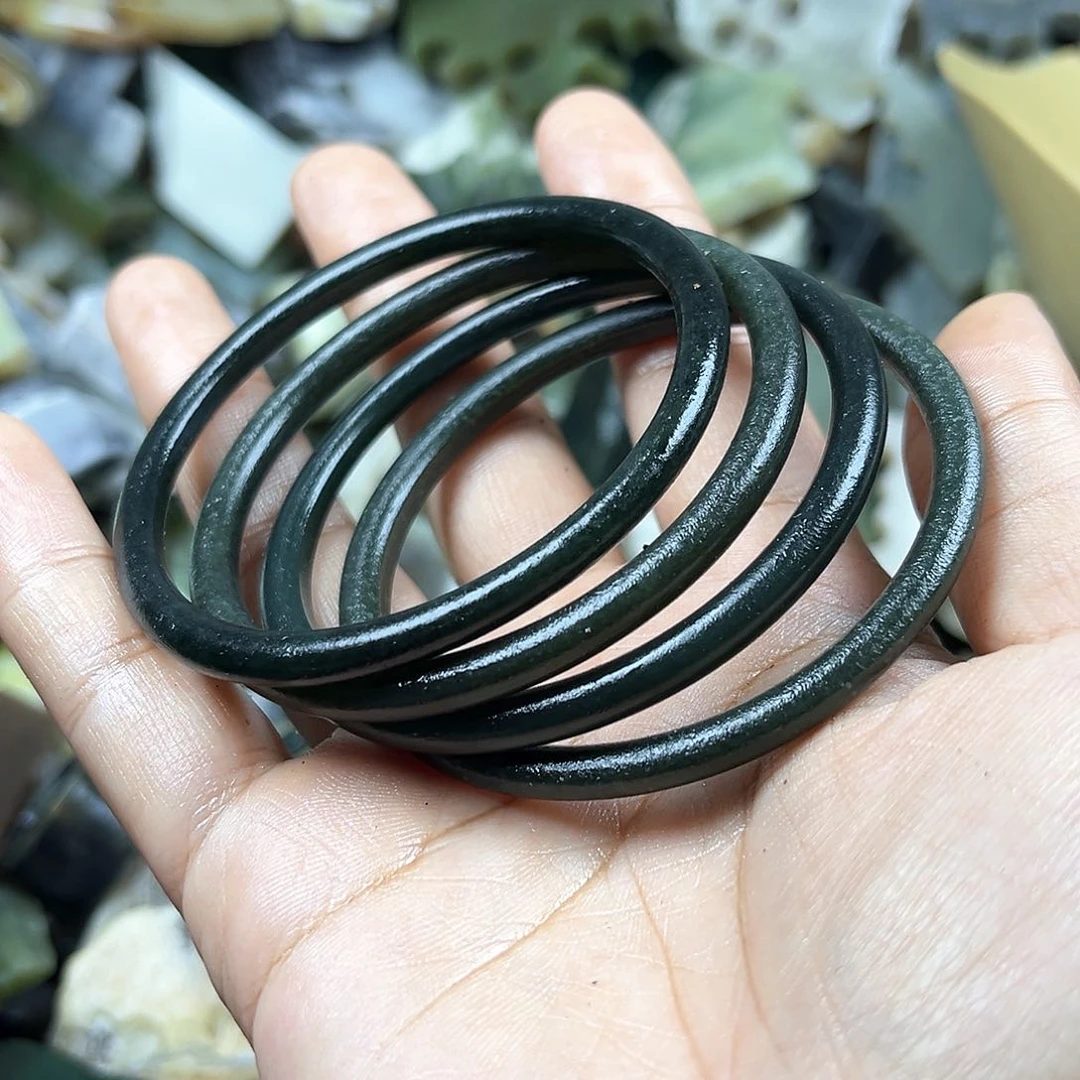 颈饰未镶嵌和田玉59没有抛光