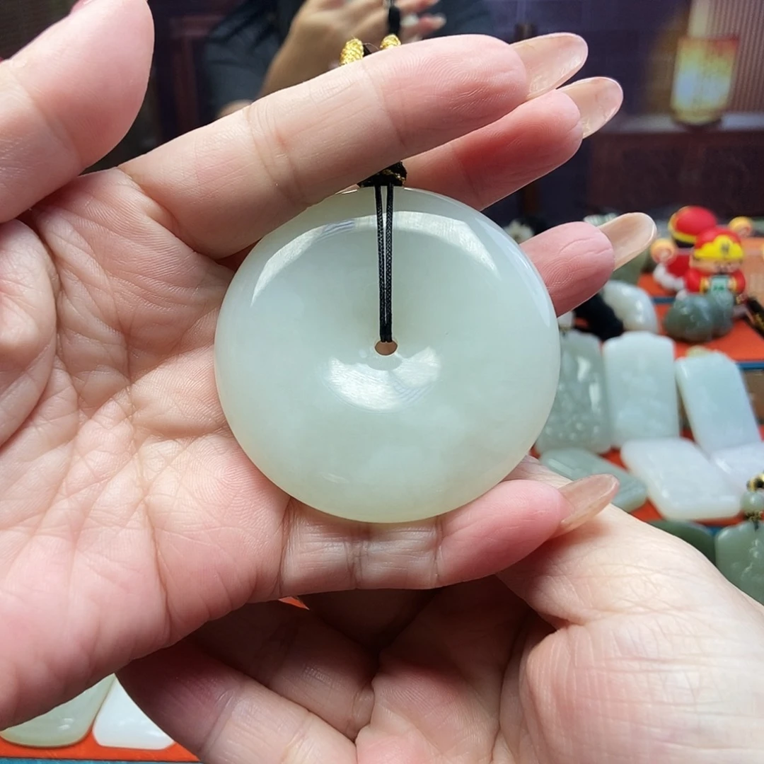 颈饰未镶嵌和田玉红****趴