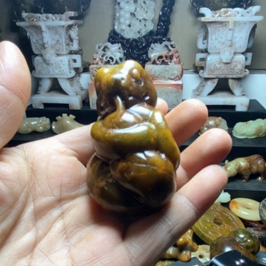 未镶嵌和田玉摆件