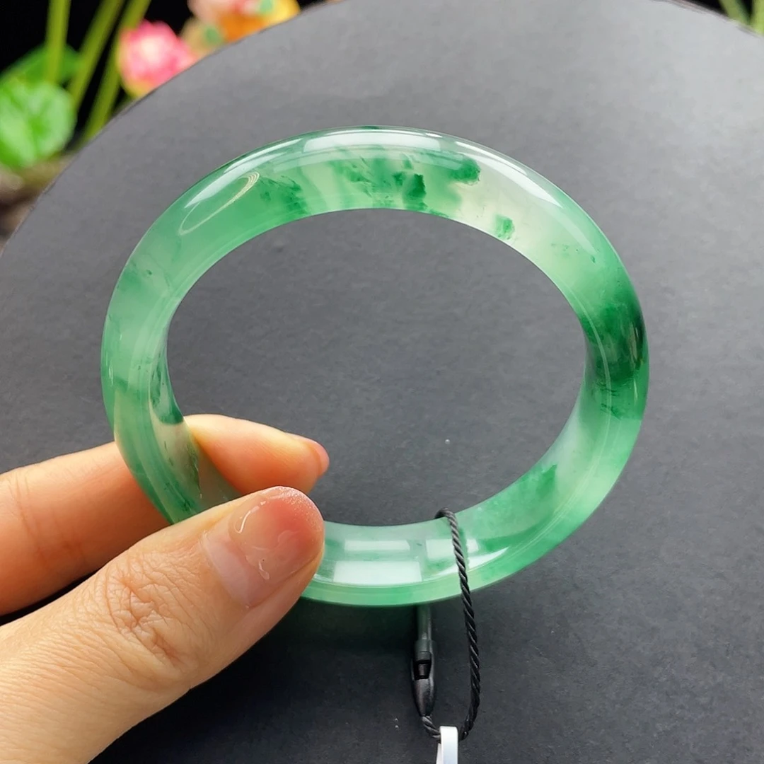 石英质玉手镯未镶嵌54佳