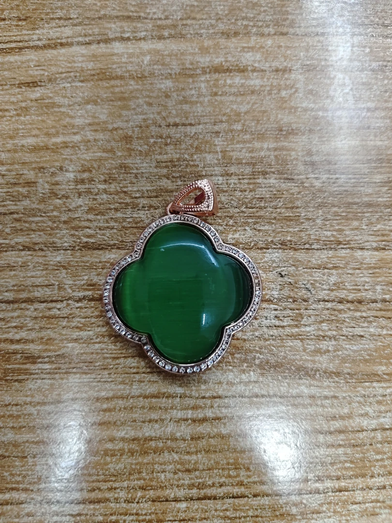 577号精品猫眼四叶草吊坠