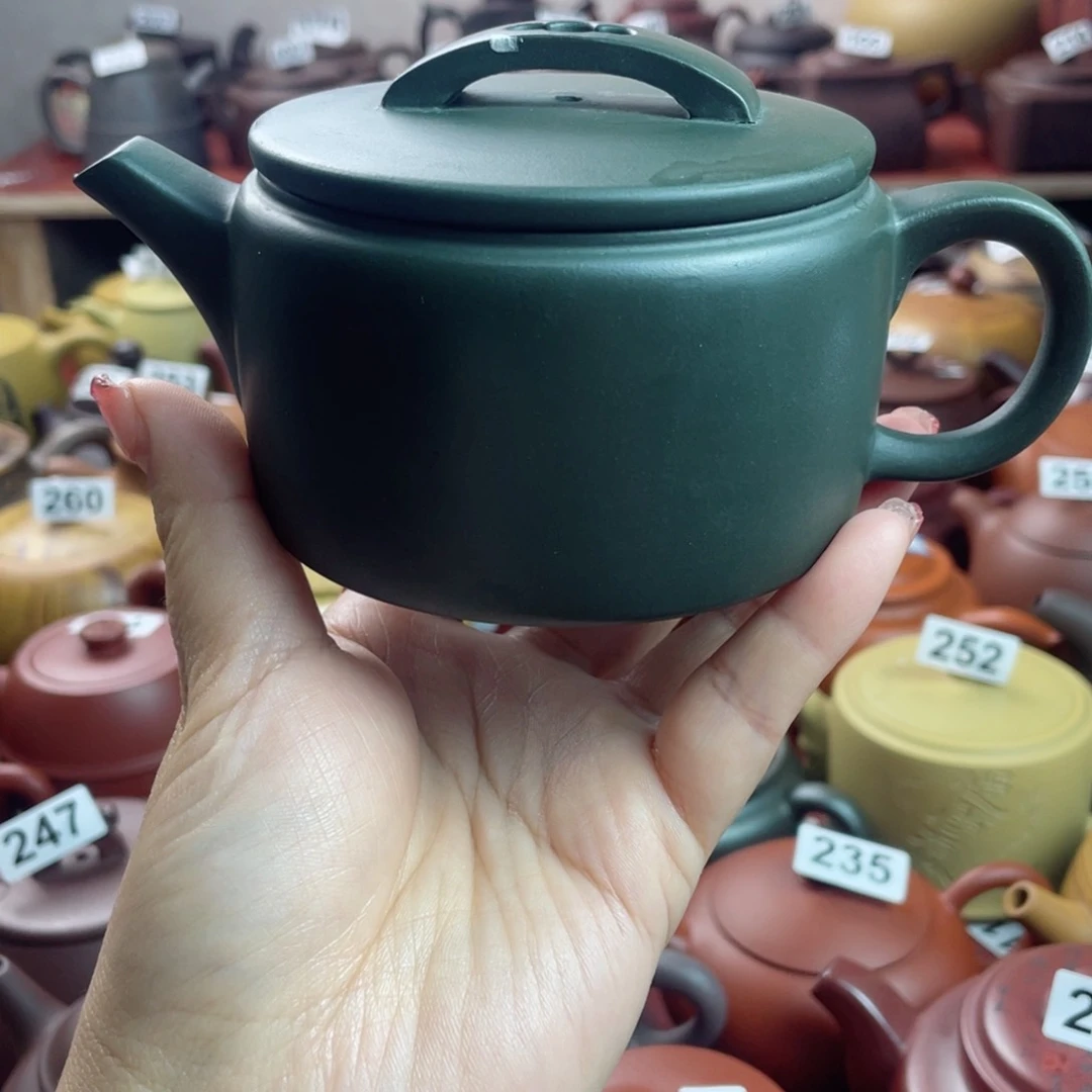 宜兴紫砂壶微瑕疵