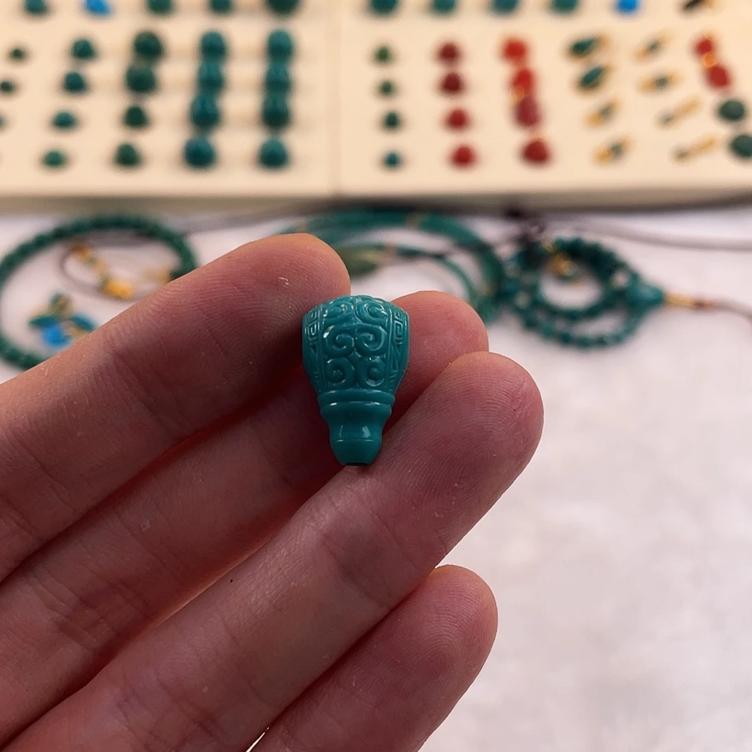 绿松石未镶嵌耳饰