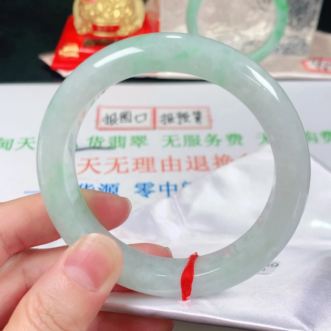 翡翠手镯未镶嵌1239